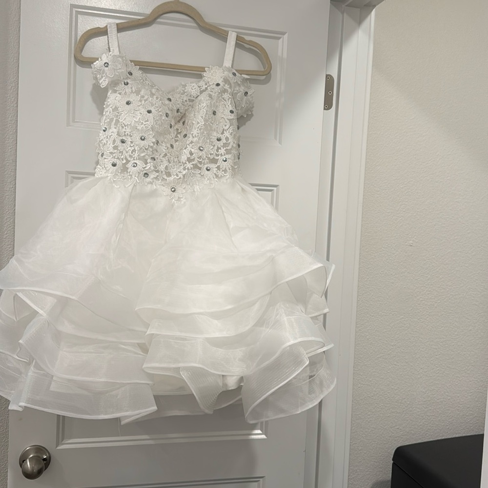 Floral Applique White Wedding Short Dress
